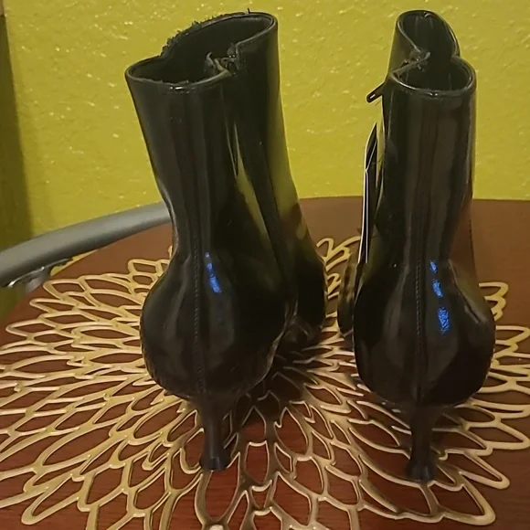 Rachel Zoe Glossy Black Ankle Booties - Picture 2 of 3